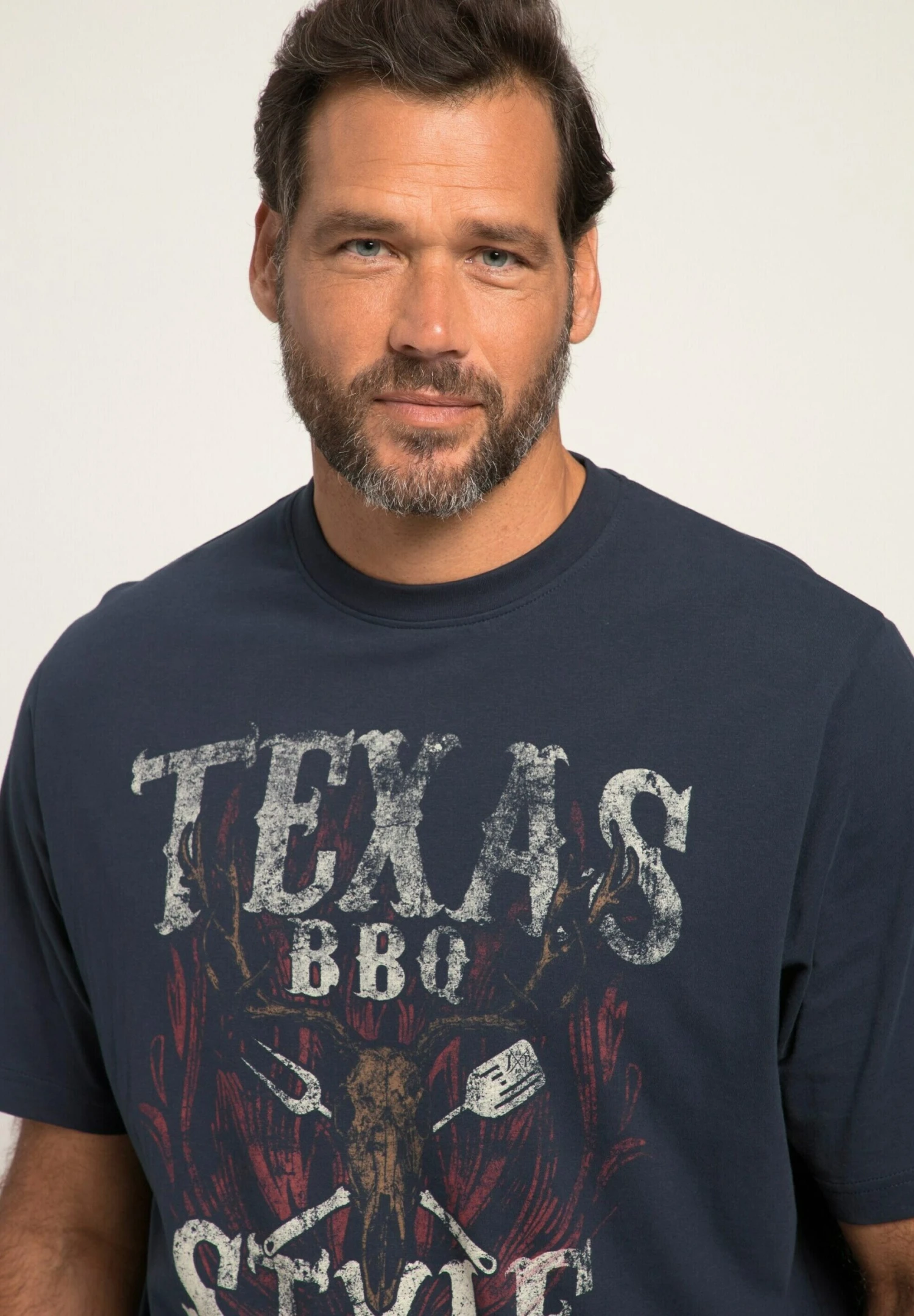 JP1880 Buikpasvorm - T-Shirt Print - Navy Blauw 2 JP1880 Buikpasvorm - T-Shirt Print - Navy Blauw - Afbeelding 2