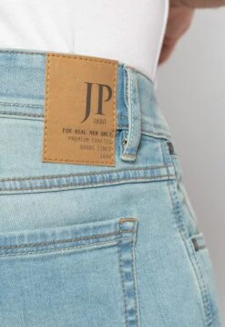 JP1880 Relaxed Fit Jeans - Bleached Denim -JP1880 Winkel e5033b53a65d447dac95b0dd0307f8db